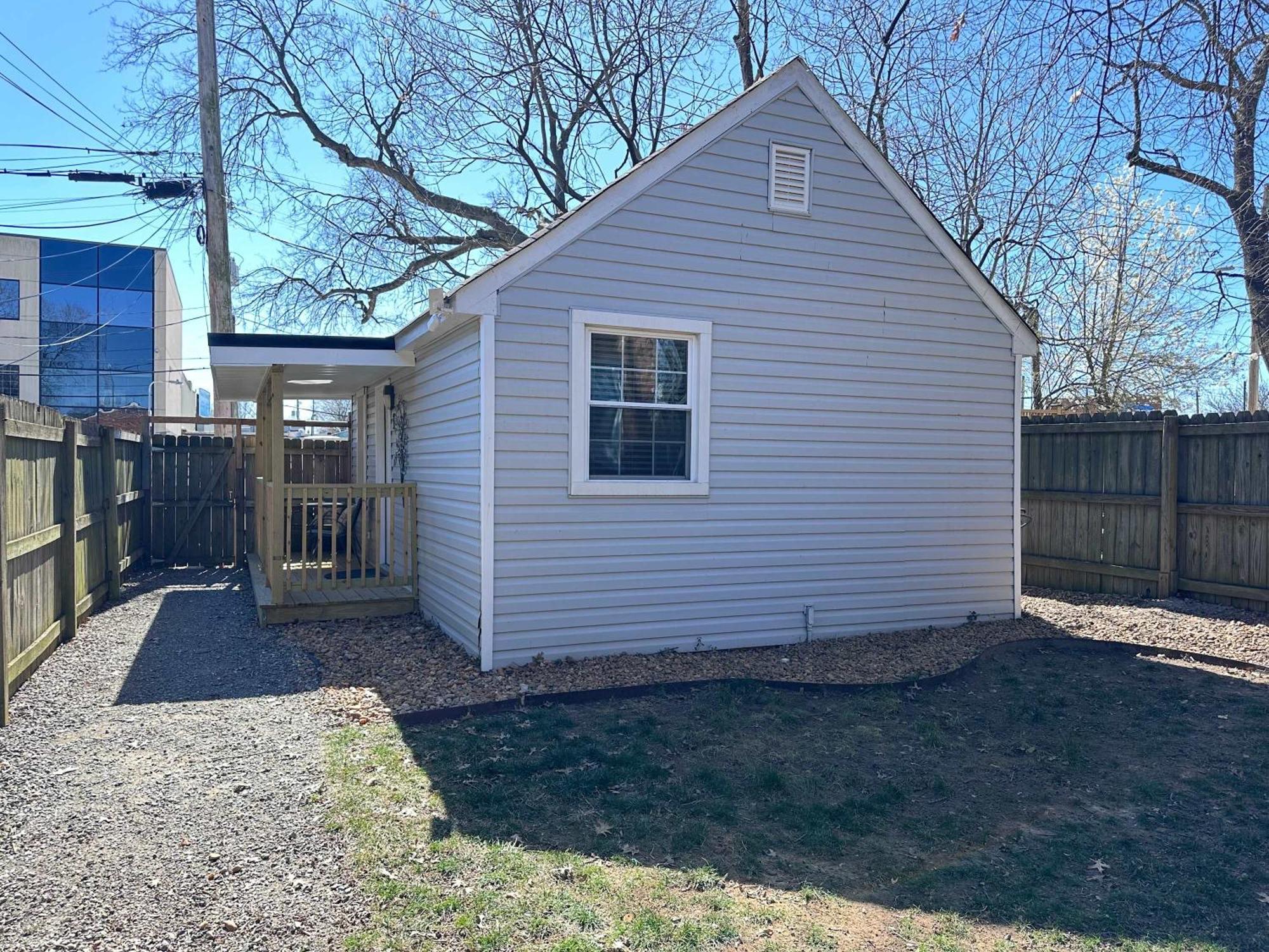E3 Centrally Located In Carytown Fully Fenced Richmond Exterior foto